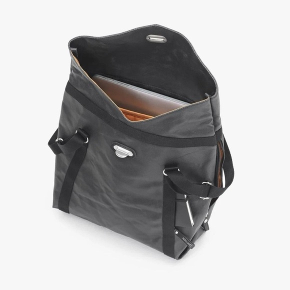 QWSTION Tote - Organic Jet Black Bag $274 - Picture 8 of 9